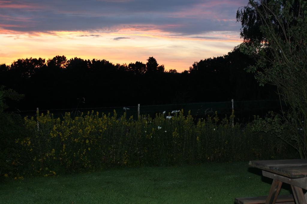 O Macra Villa Aubel Rum bild